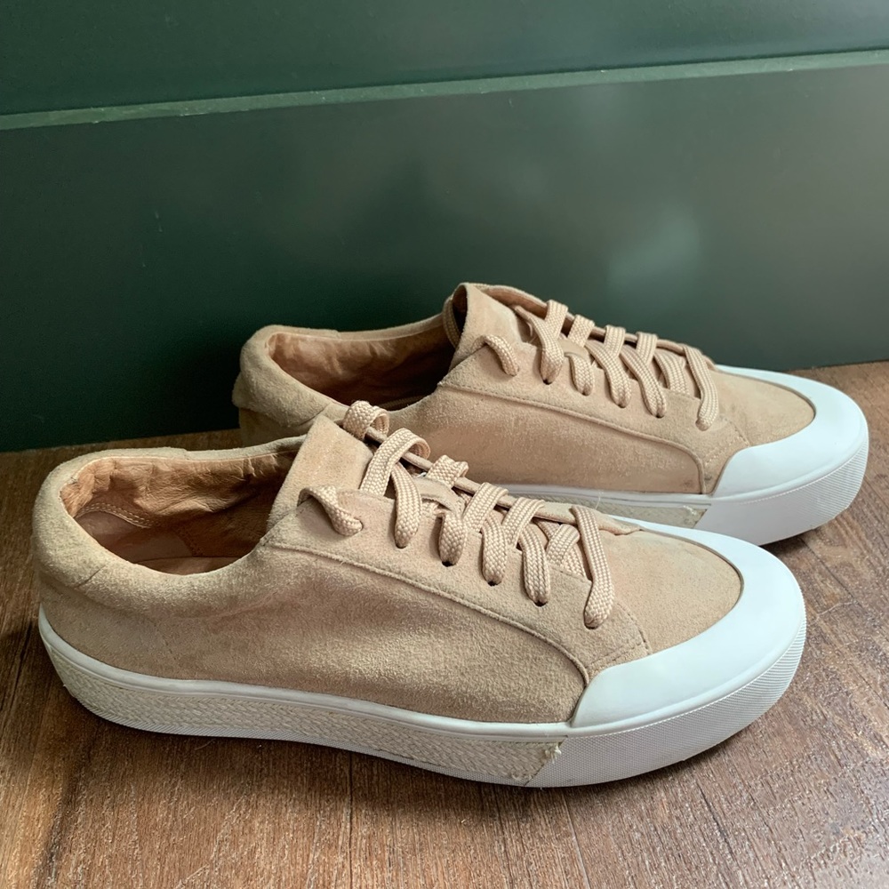Caslon light pink suede sneaker size 7
